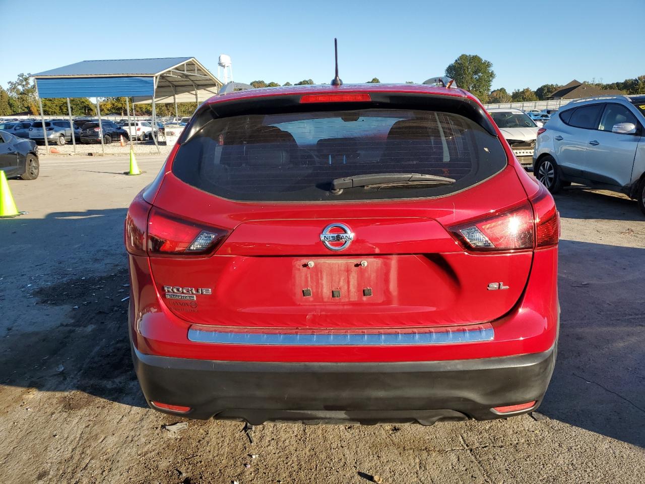 2017 Nissan Rogue Sport S VIN: JN1BJ1CP4HW004357 Lot: 76129464