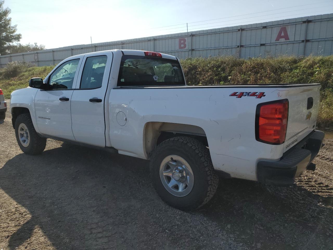 2018 Chevrolet Silverado K1500 VIN: 1GCVKNEC8JZ155120 Lot: 75915674