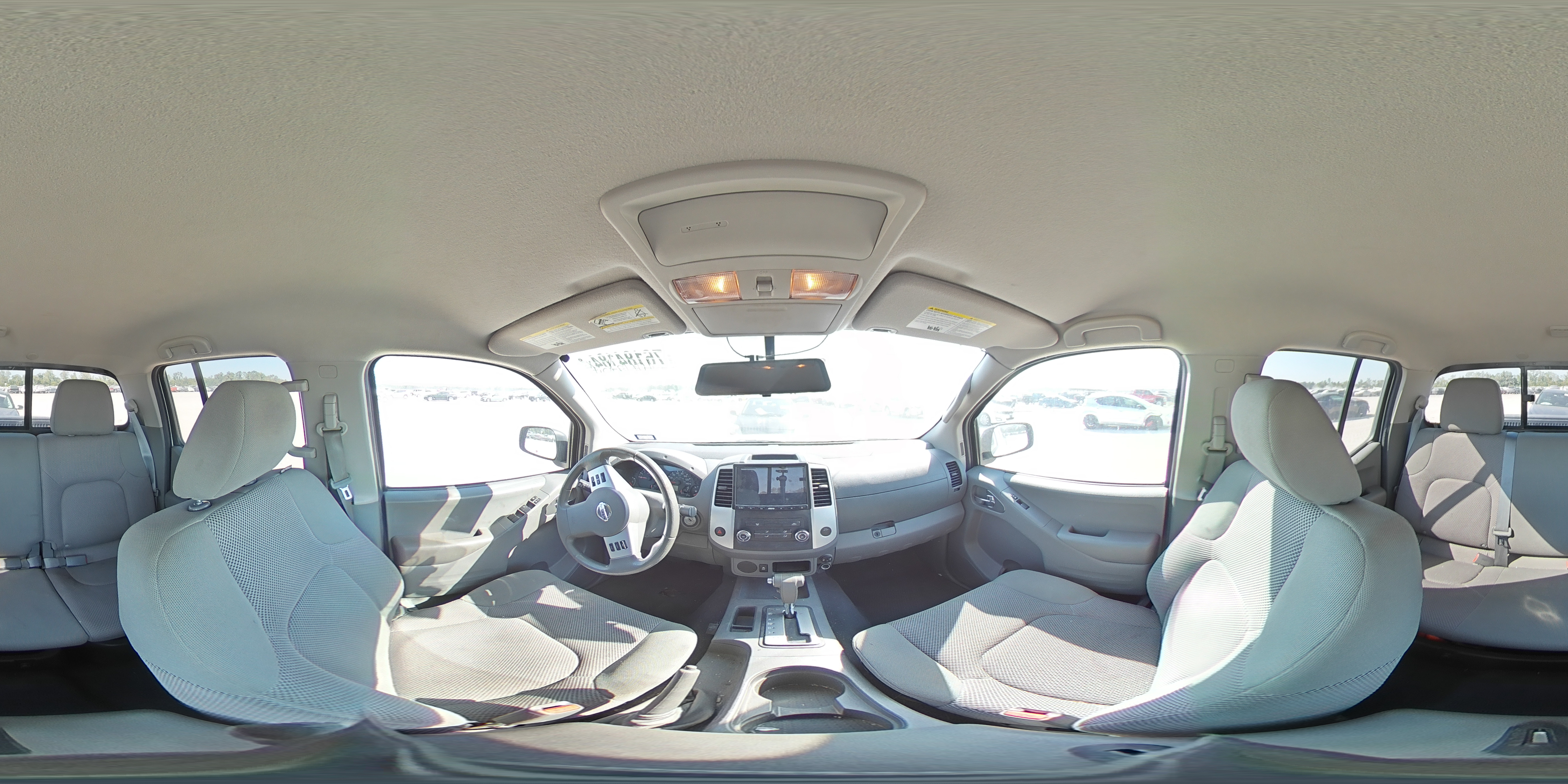 2019 Nissan Navara (Frontier) - Image 13