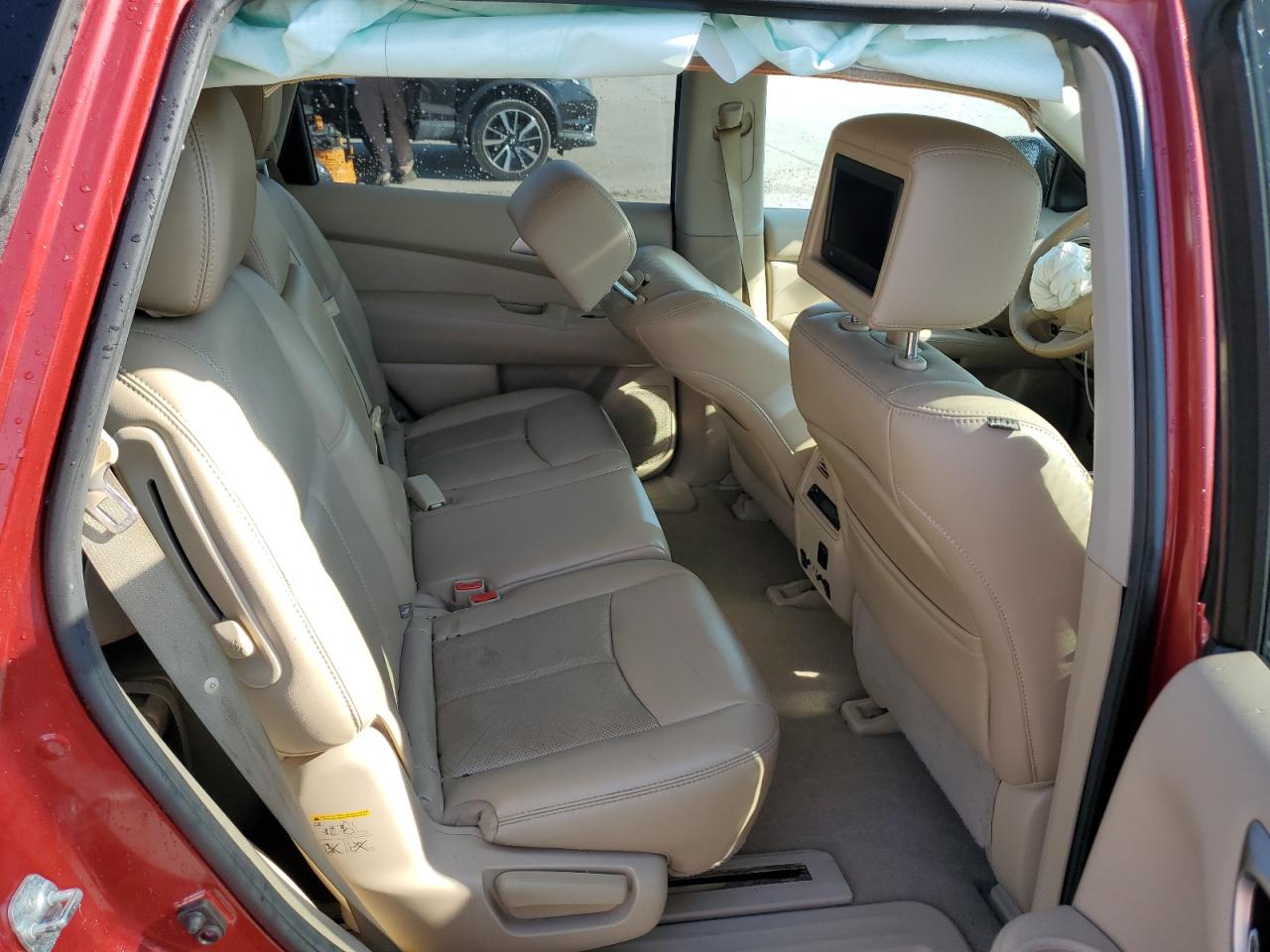 2014 Nissan Pathfinder - Image 11