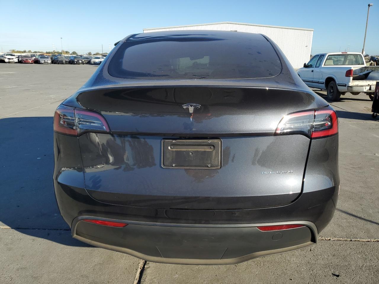 2024 Tesla Model Y VIN: 7SAYGAEE3RF020219 Lot: 78102484