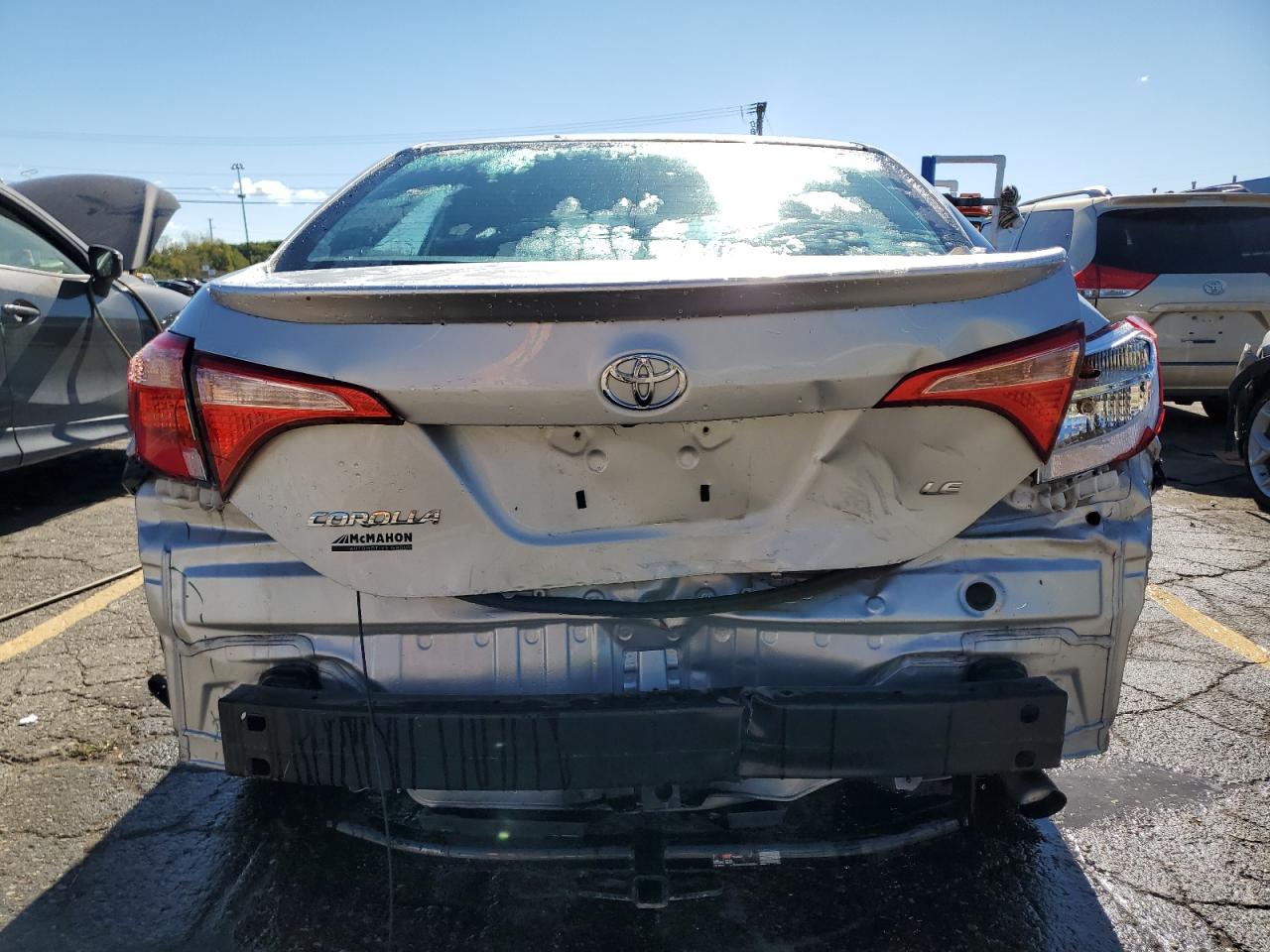 2018 Toyota Corolla L VIN: 2T1BURHE3JC019666 Lot: 74124534