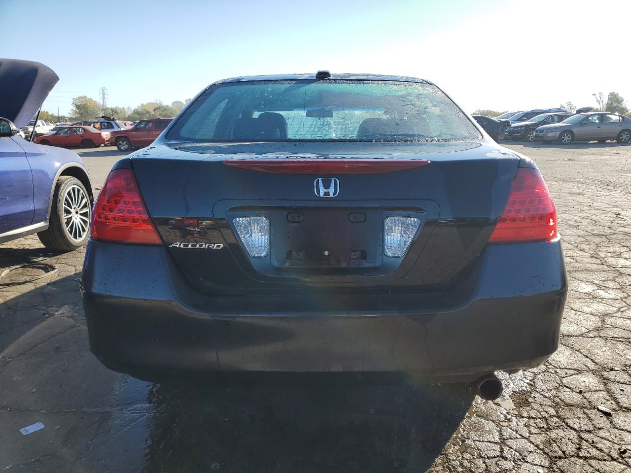 2007 Honda Accord Ex VIN: 1HGCM56797A041137 Lot: 76736484