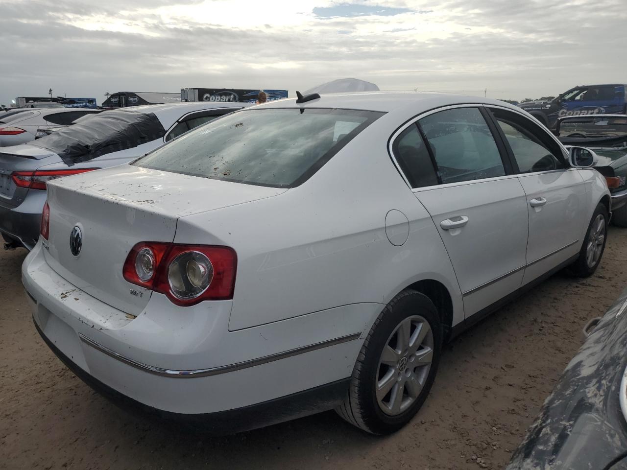 2006 Volkswagen Passat - Image 3