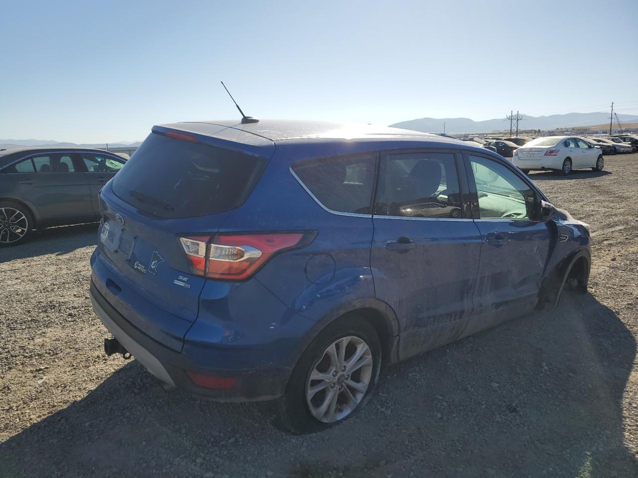 1FMCU9G93HUF10935 2017 Ford Escape Se