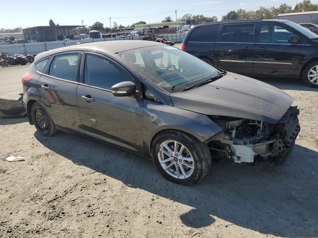 1FADP3K20GL372904 2016 Ford Focus Se