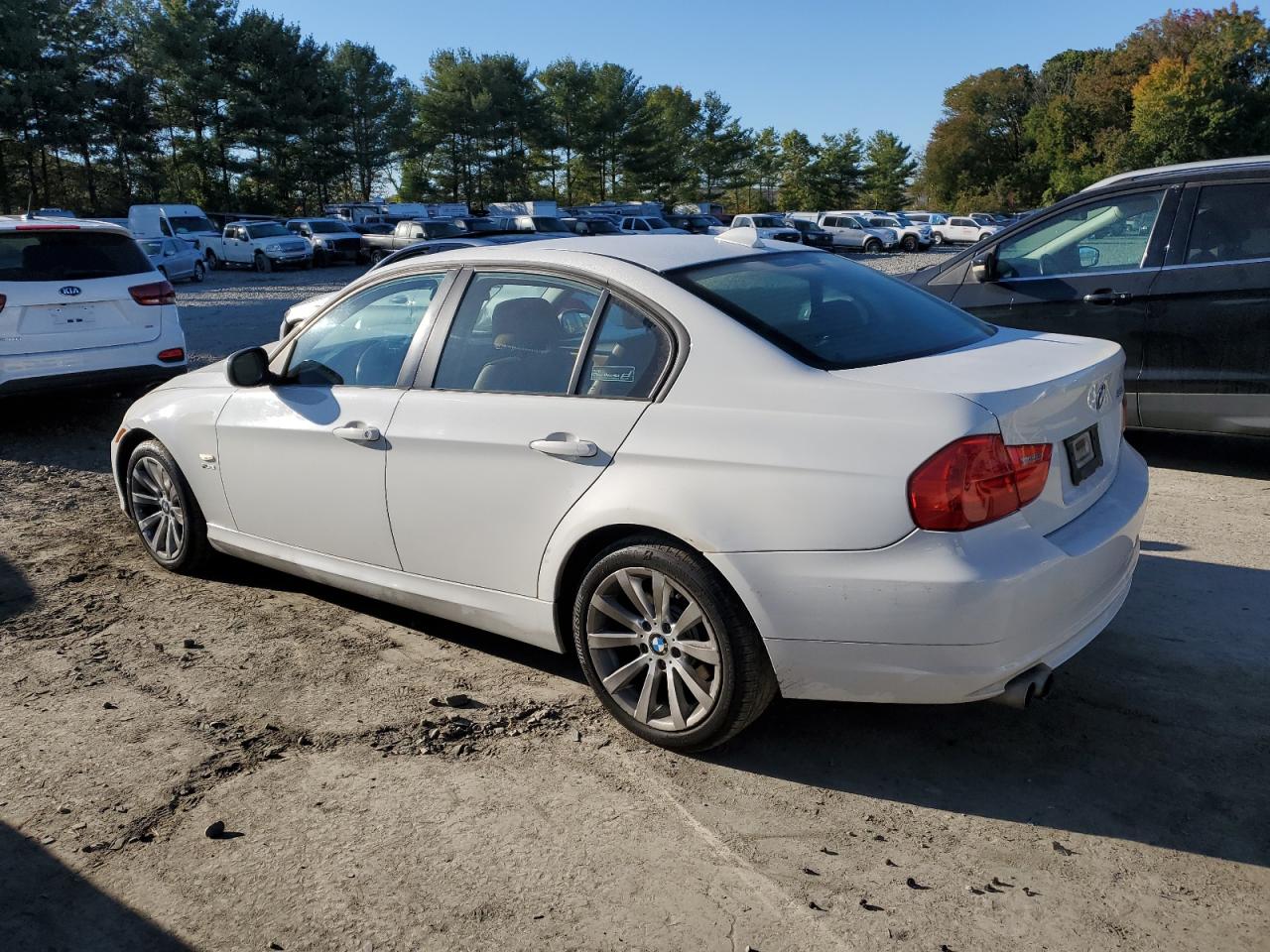 2011 BMW 3er - Image 2