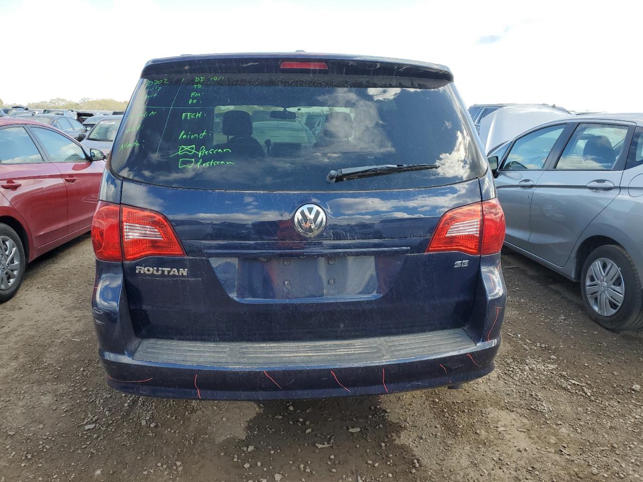 2013 Volkswagen Routan Se VIN: 2C4RVABG9DR725245 Lot: 75469934