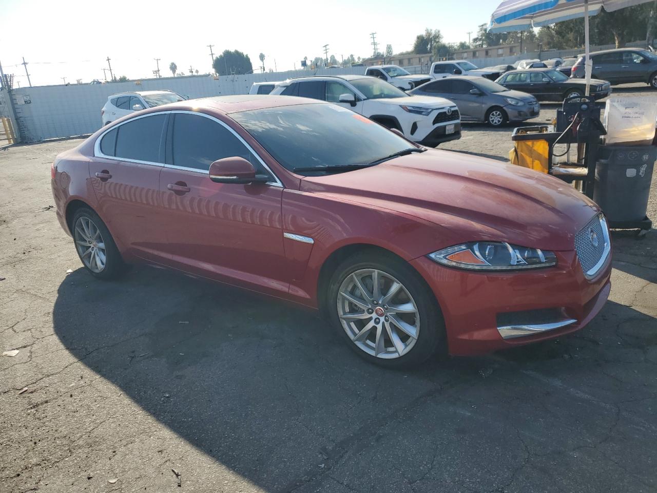 VIN SAJWA0FS1FPU67770 2015 JAGUAR XF no.4