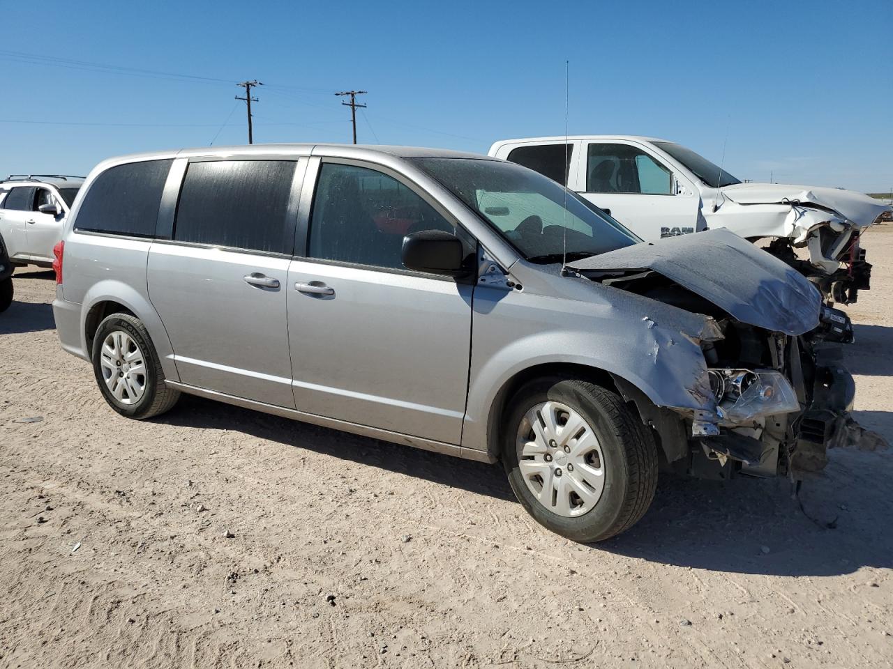 2018 Dodge Caravan - Image 4