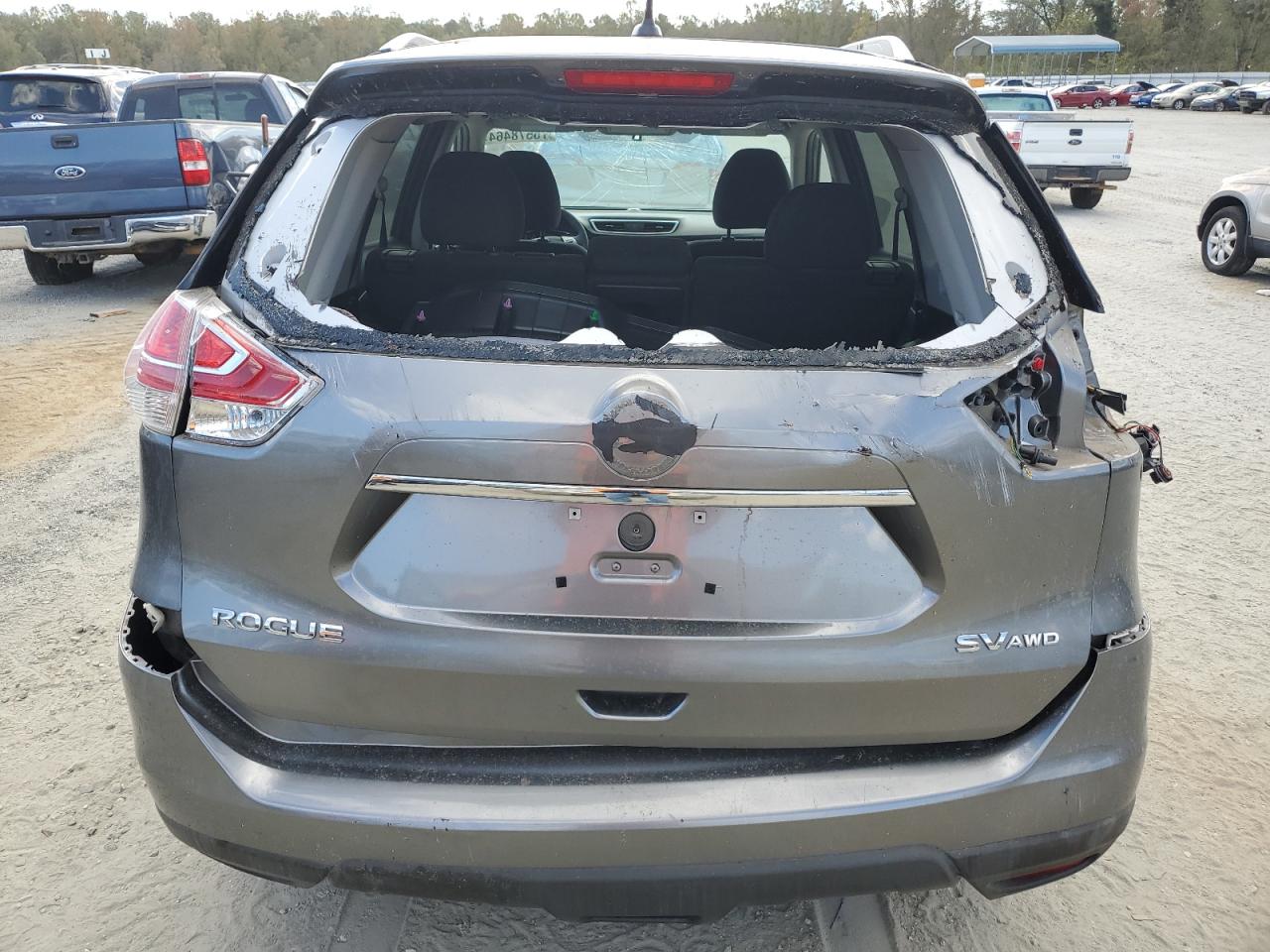 2015 Nissan Rogue - Image 6