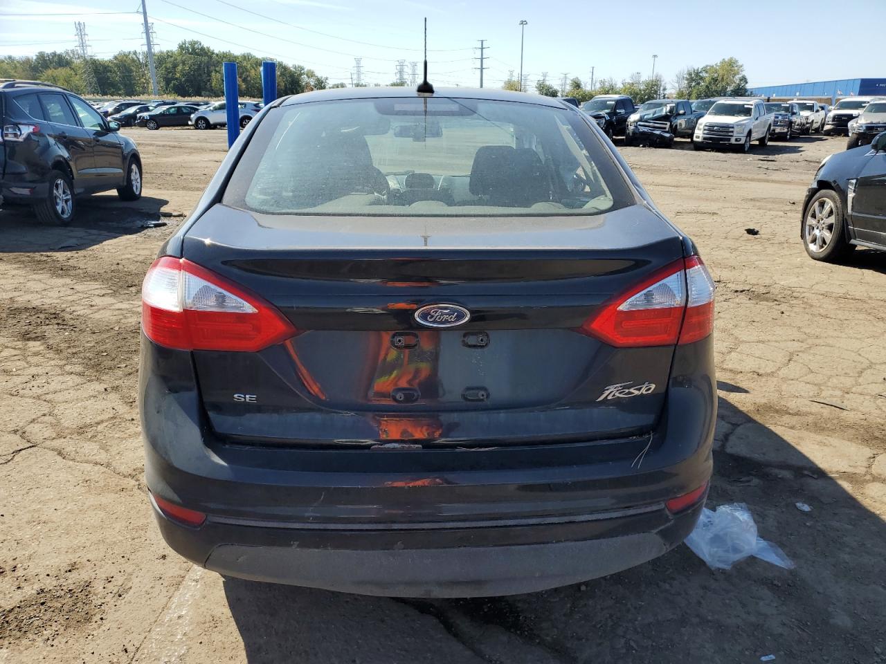 2015 Ford Fiesta Se VIN: 3FADP4BJ8FM190247 Lot: 74426434