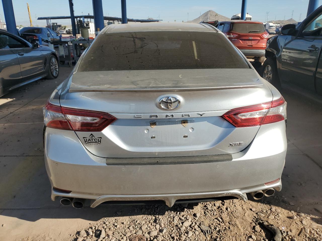 VIN 4T1B61HK5JU064480 2018 TOYOTA CAMRY no.6