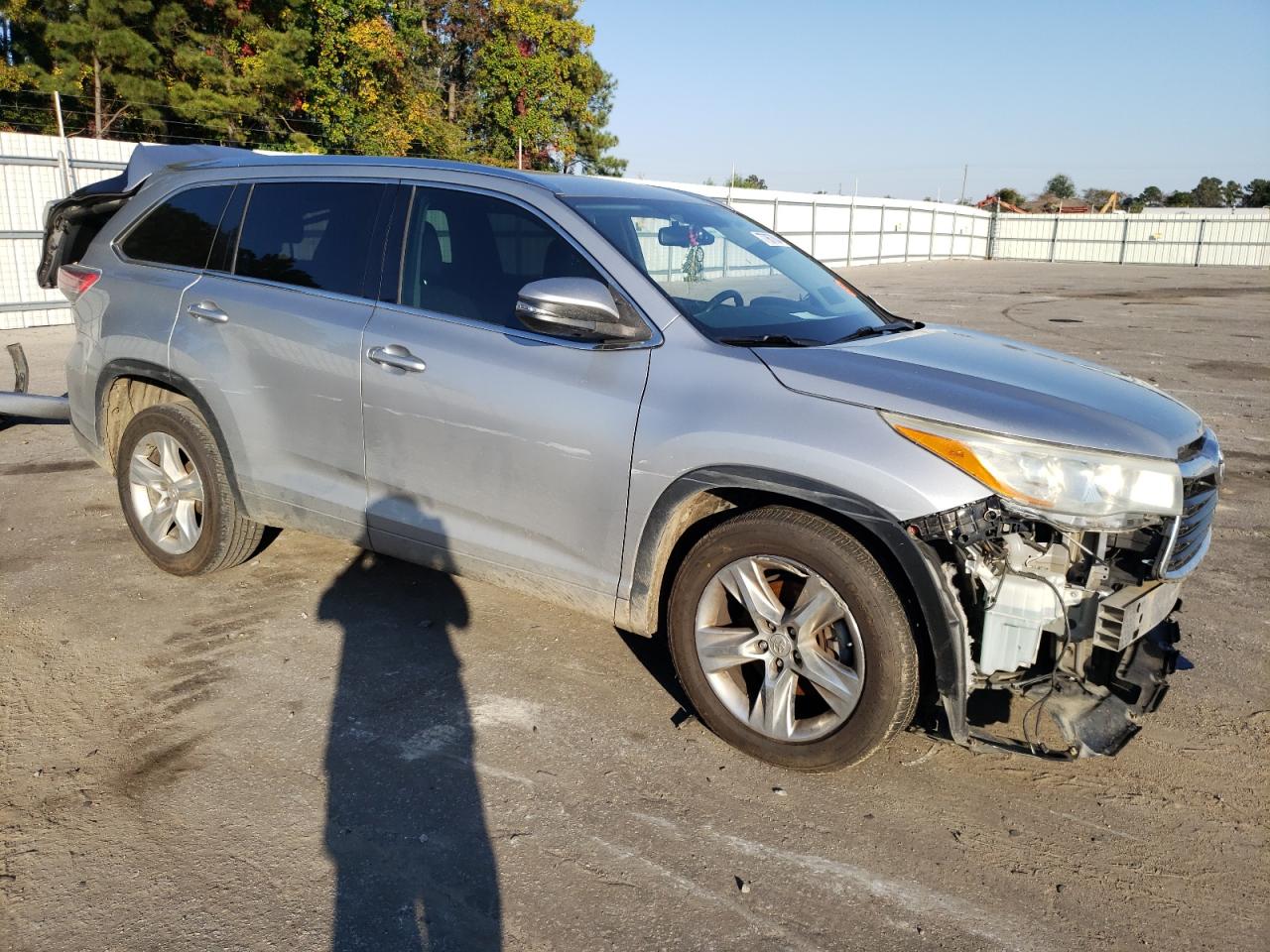 2015 Toyota Highlander - Image 4
