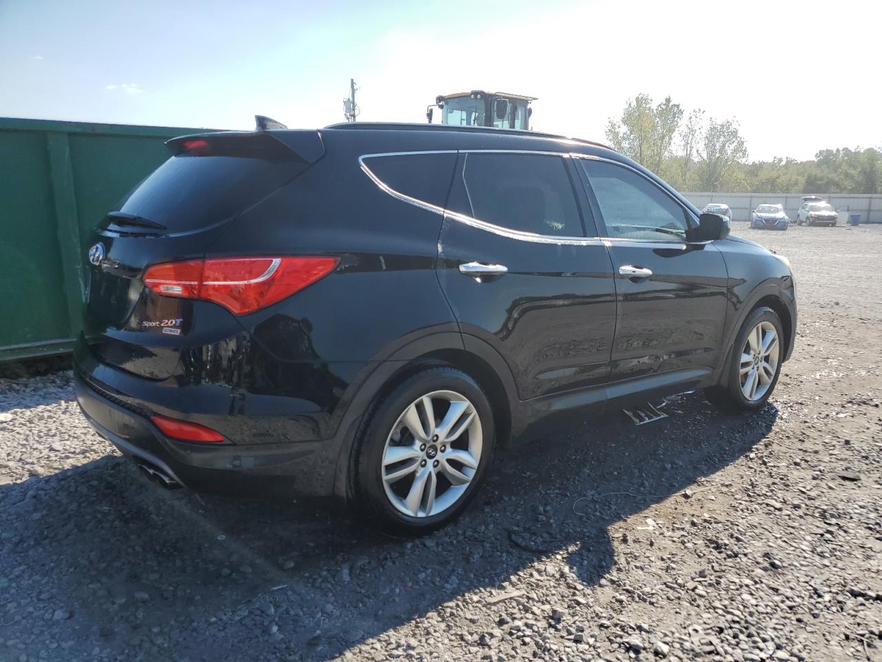 2016 Hyundai Santa Fe - Image 3