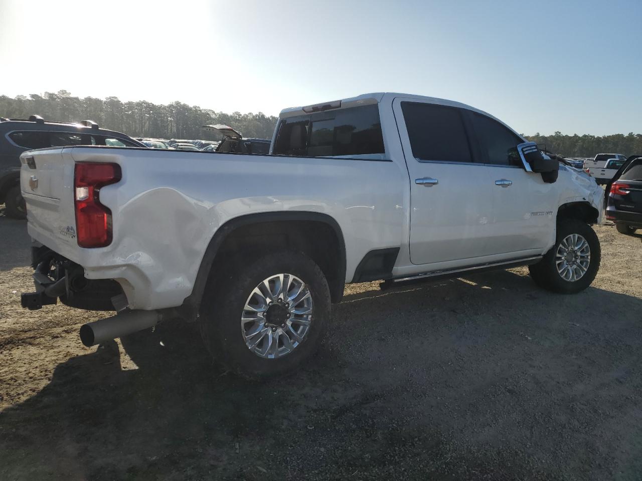 2022 Chevrolet Silverado - Image 3