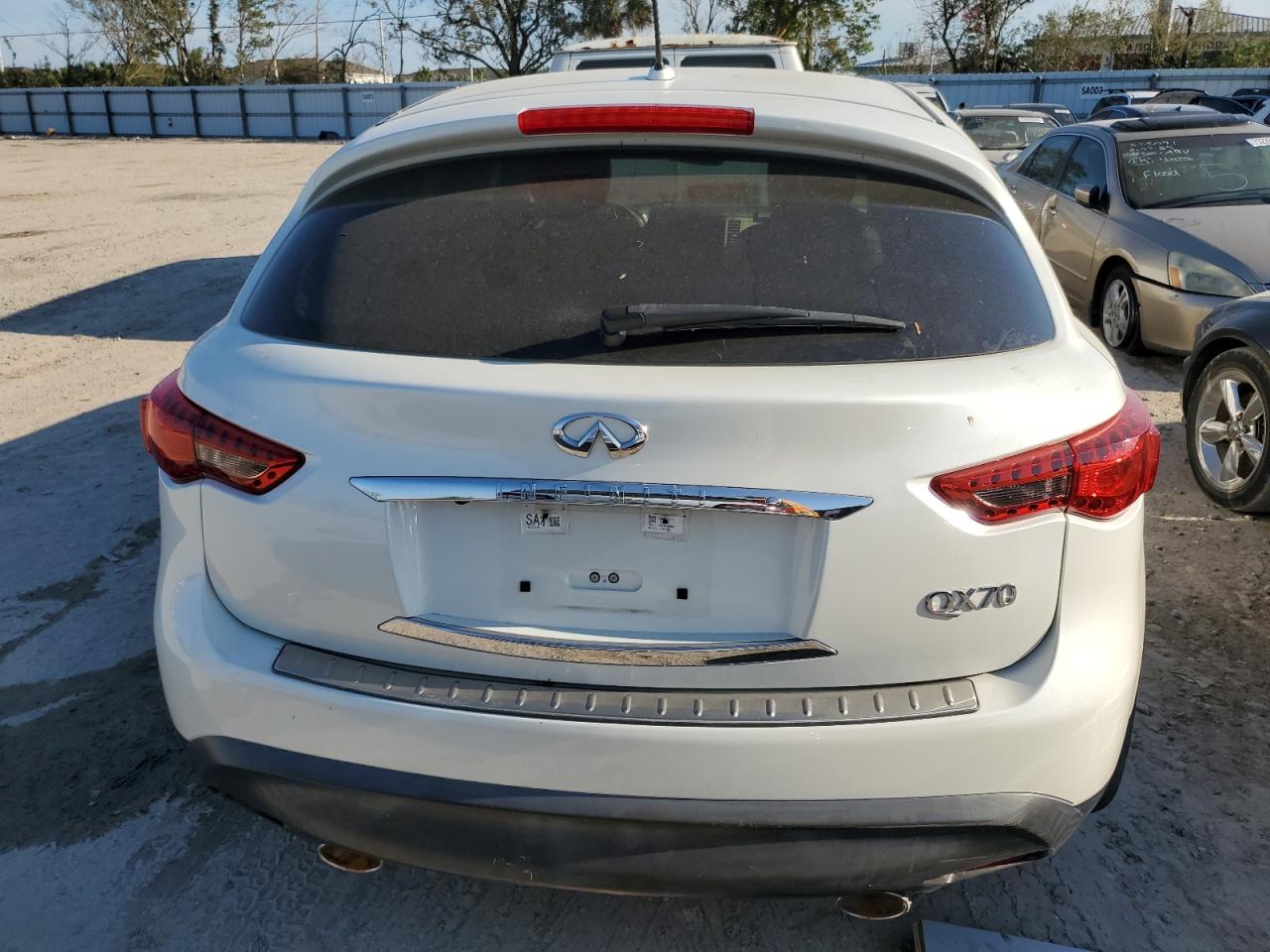 JN8CS1MU7HM140582 2017 Infiniti Qx70