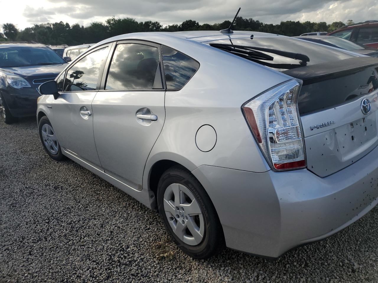 2010 Toyota Prius - Image 2