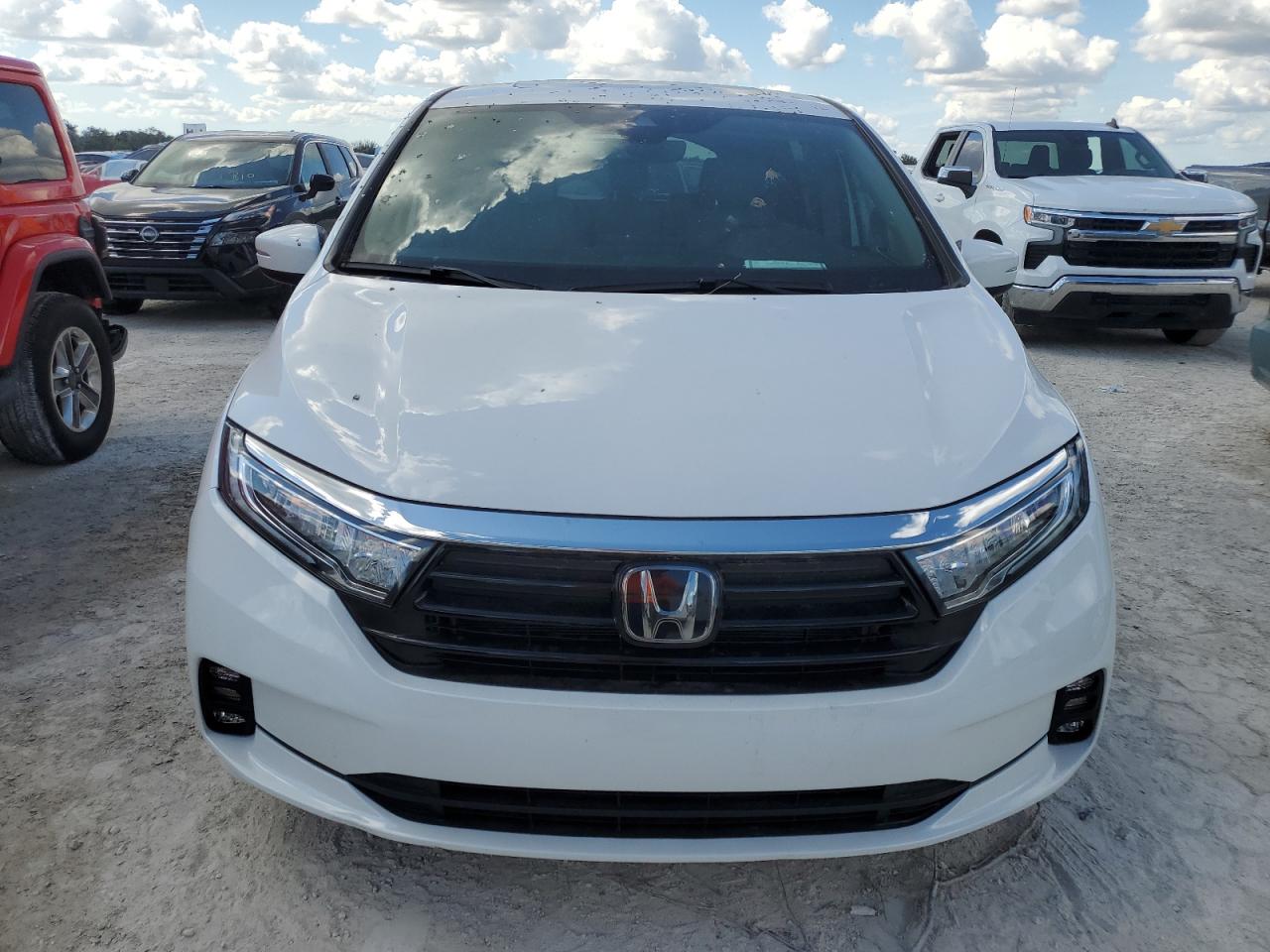 2024 Honda Odyssey - Image 5