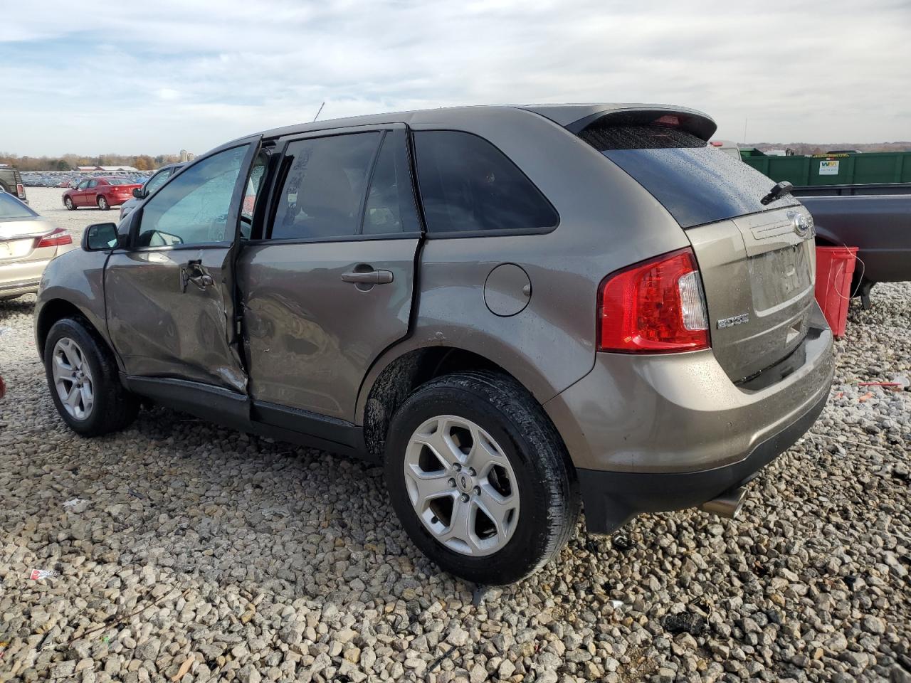 2013 Ford Edge - Image 2