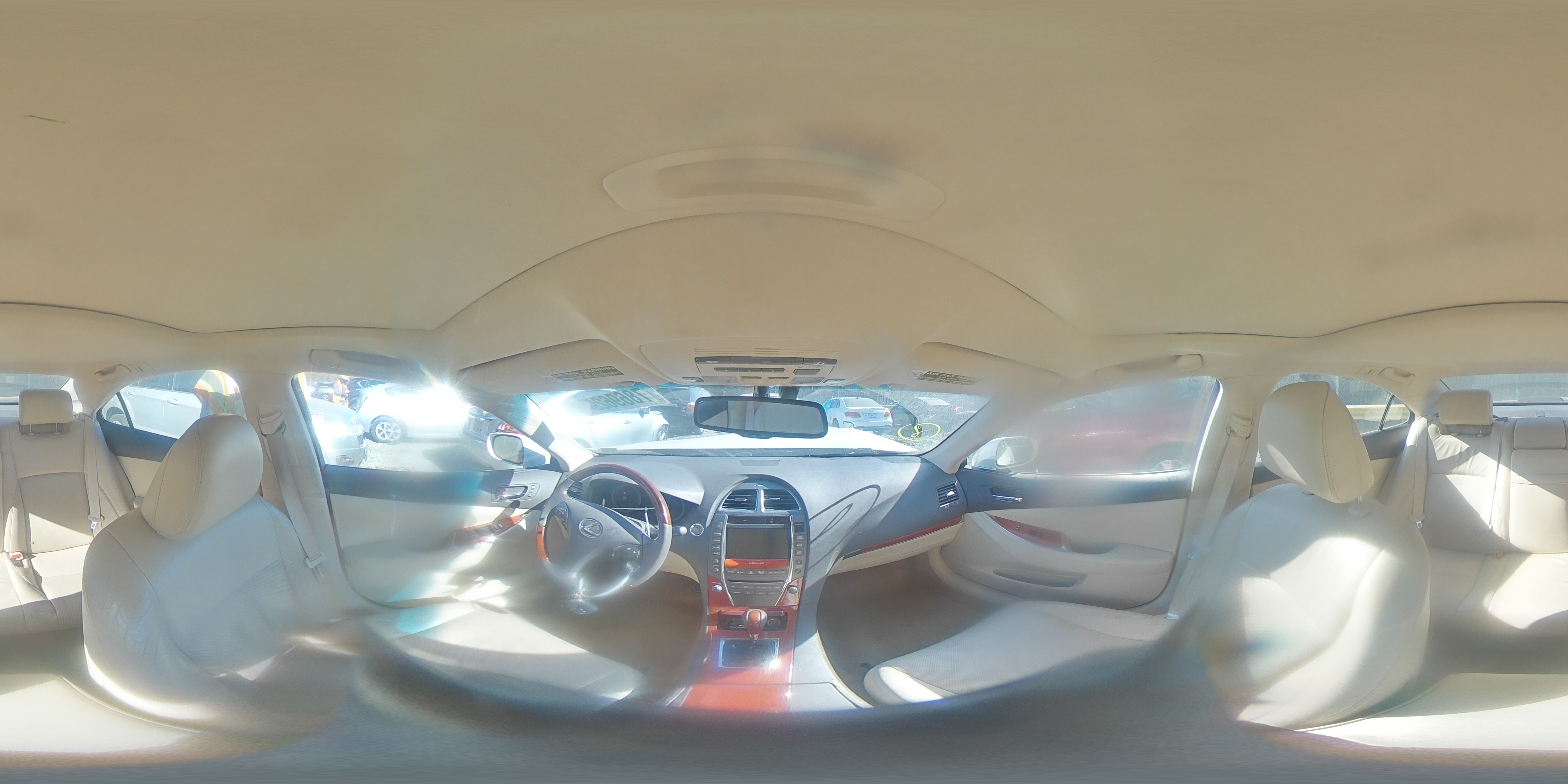 2011 Lexus ES - Image 12