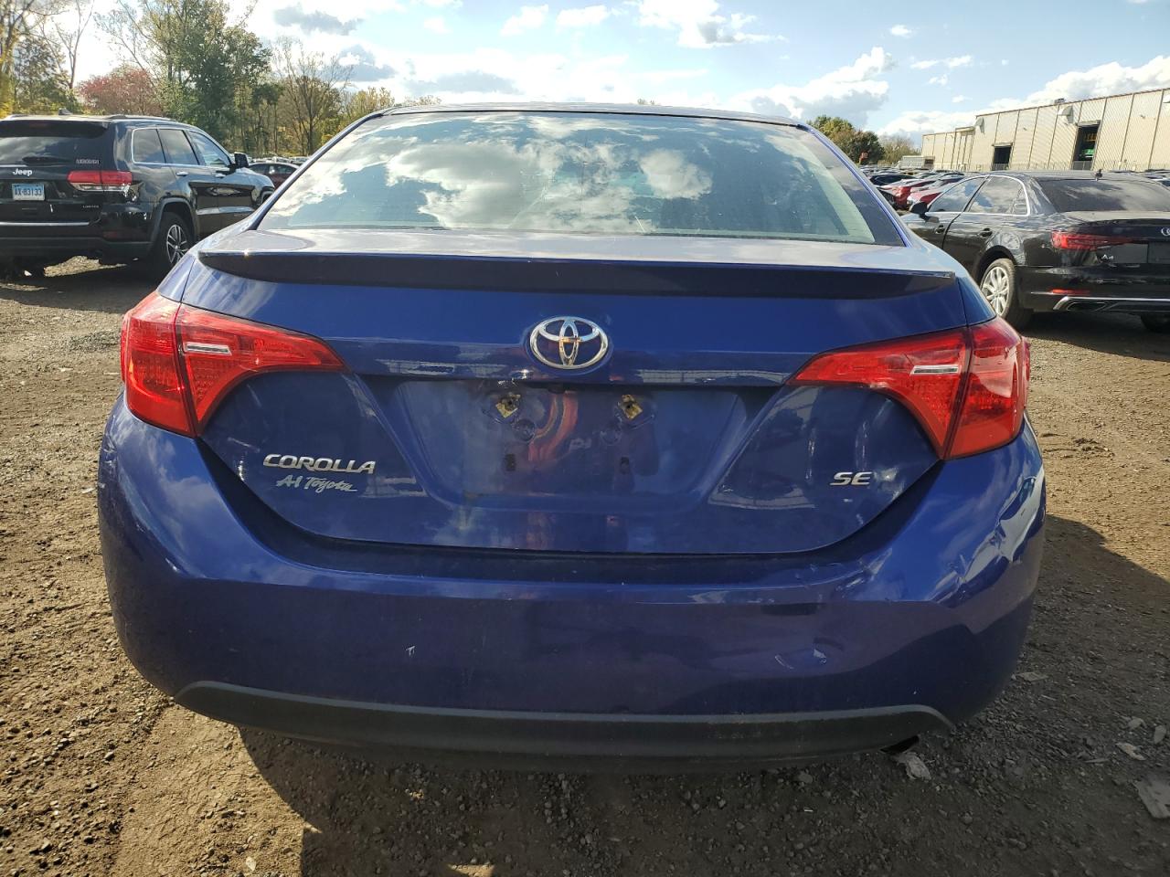 2T1BURHE4KC135279 2019 Toyota Corolla L