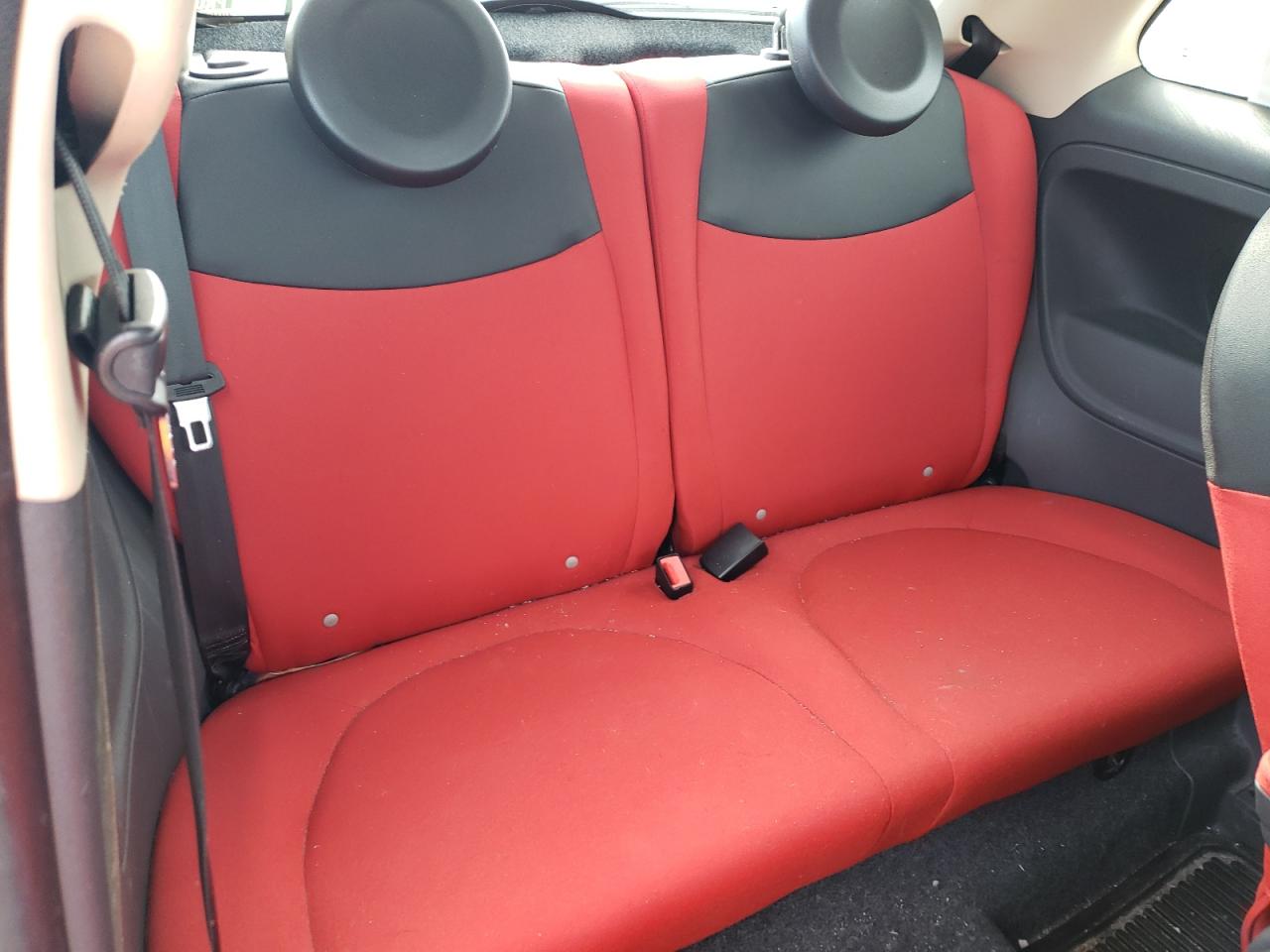 2012 Fiat 500 - Image 10