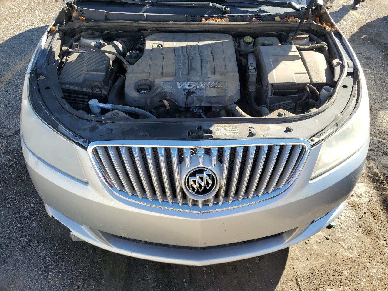 2011 Buick LaCrosse - Image 12