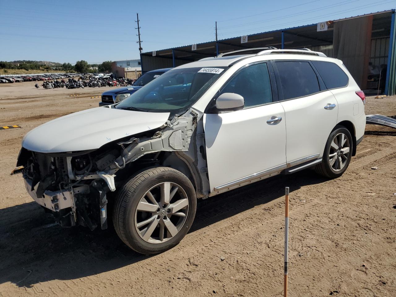2014 Nissan Pathfinder - Image 1