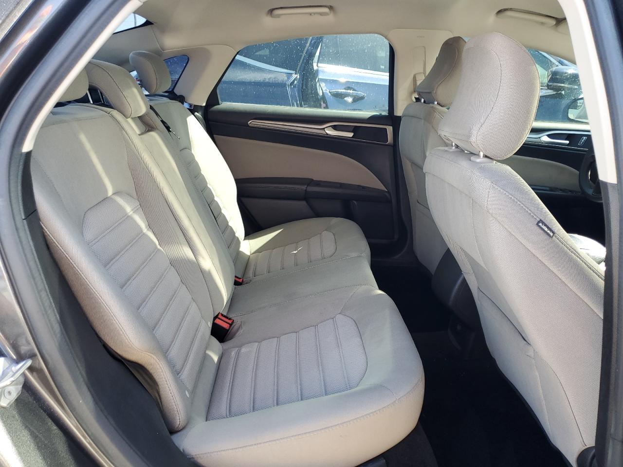 2017 Ford Fusion - Image 10