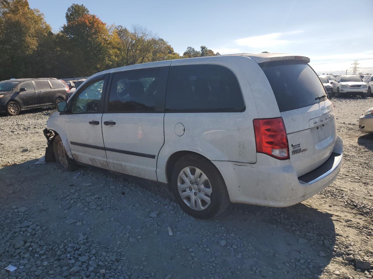 2015 Dodge Caravan - Image 2
