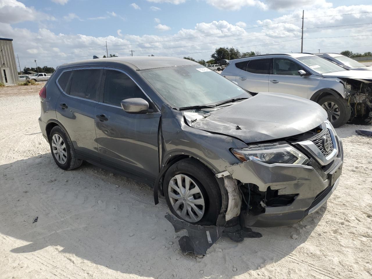 2020 Nissan Rogue - Image 4
