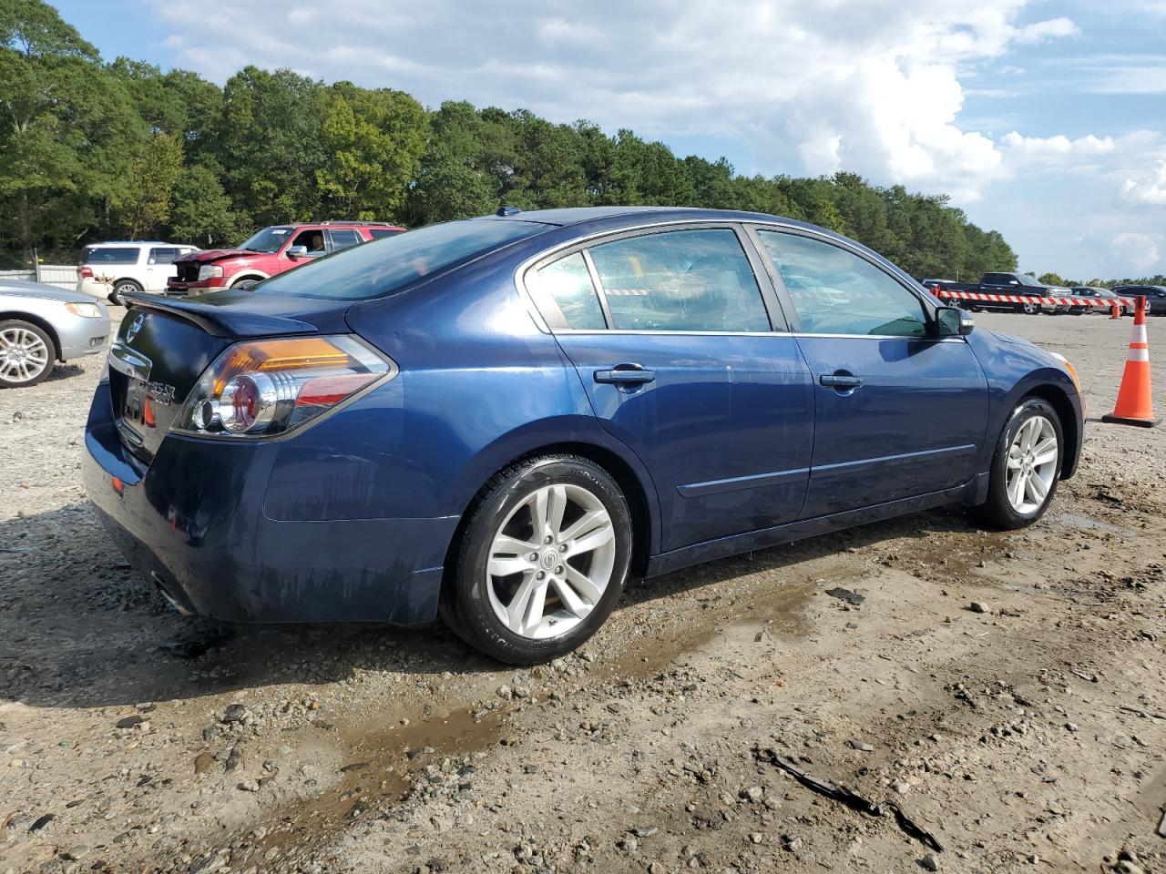 2012 Nissan Altima - Image 3