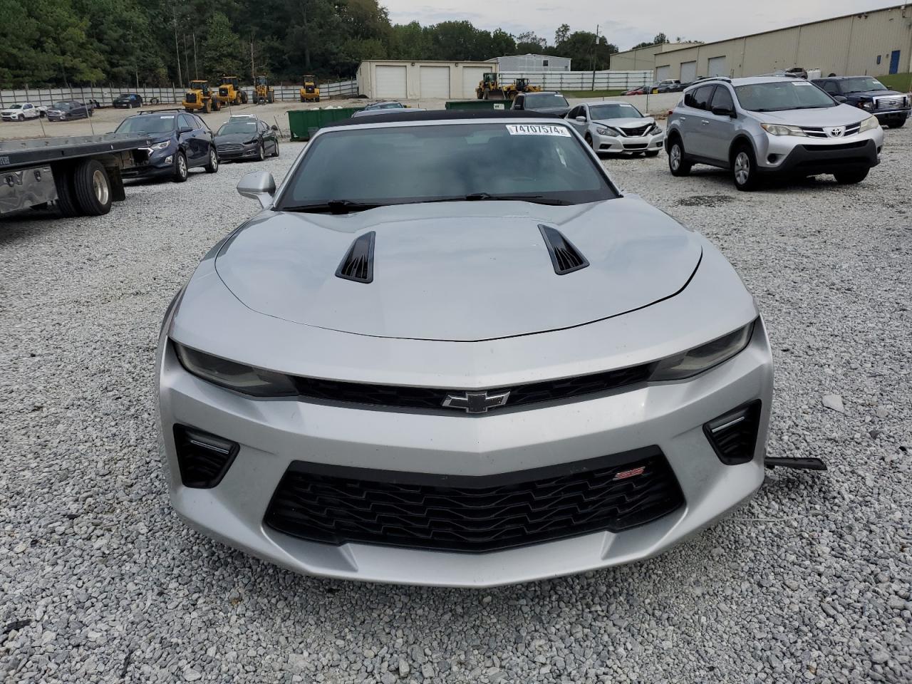 2017 Chevrolet Camaro - Image 5