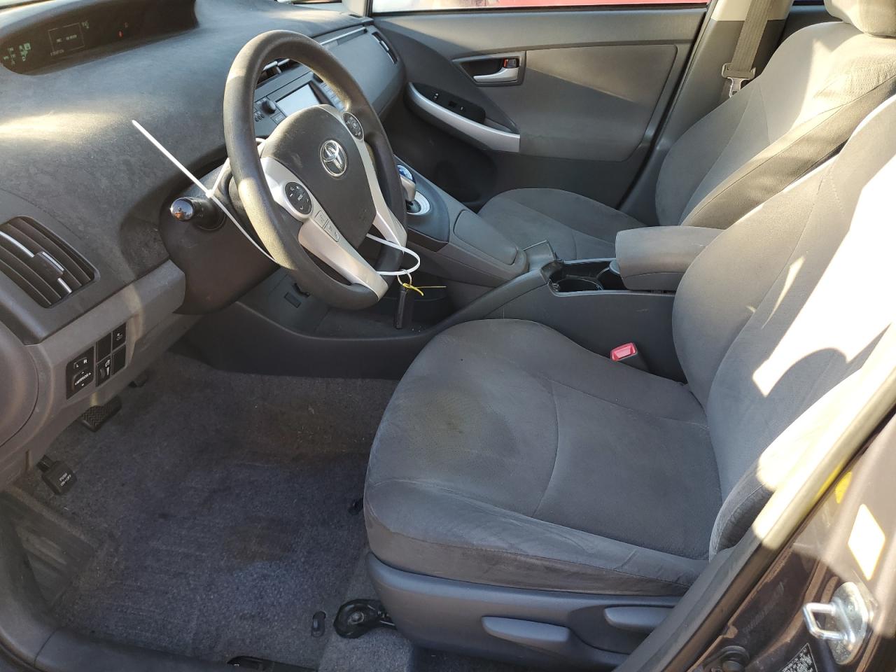 2010 Toyota Prius - Image 7