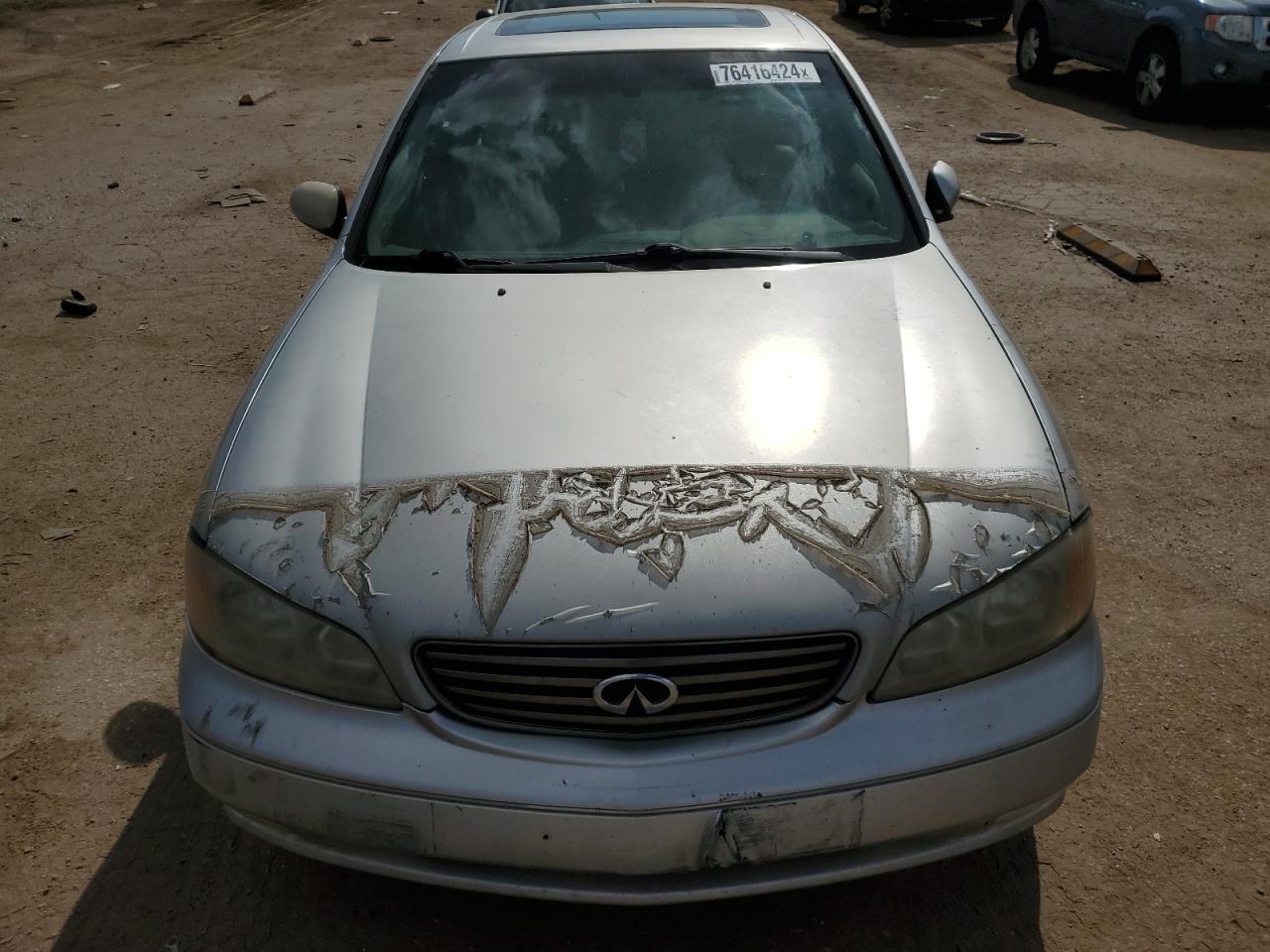 2002 Infiniti I - Image 12
