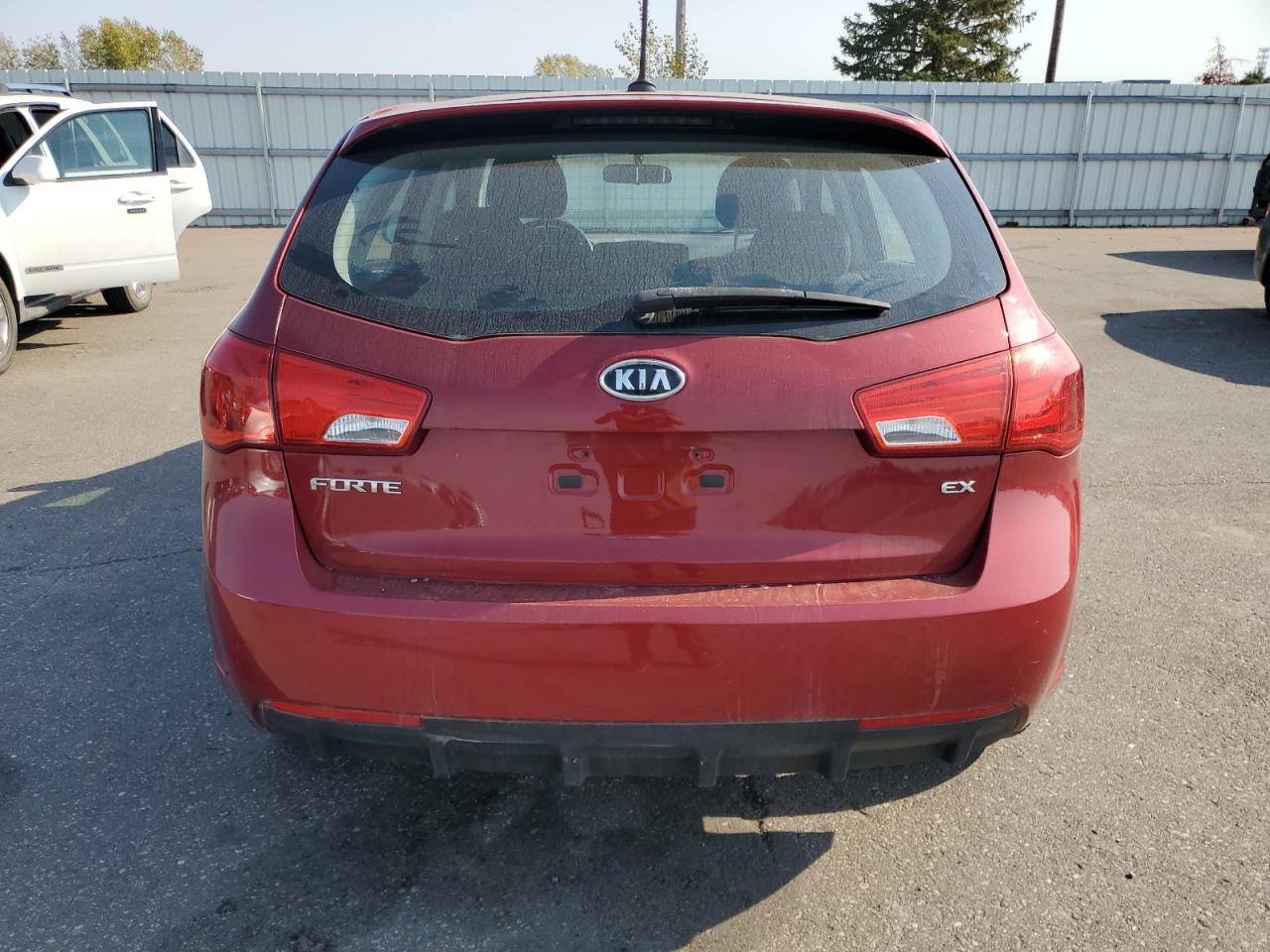 2011 Kia Forte Ex VIN: KNAFU5A25B5328125 Lot: 75851294