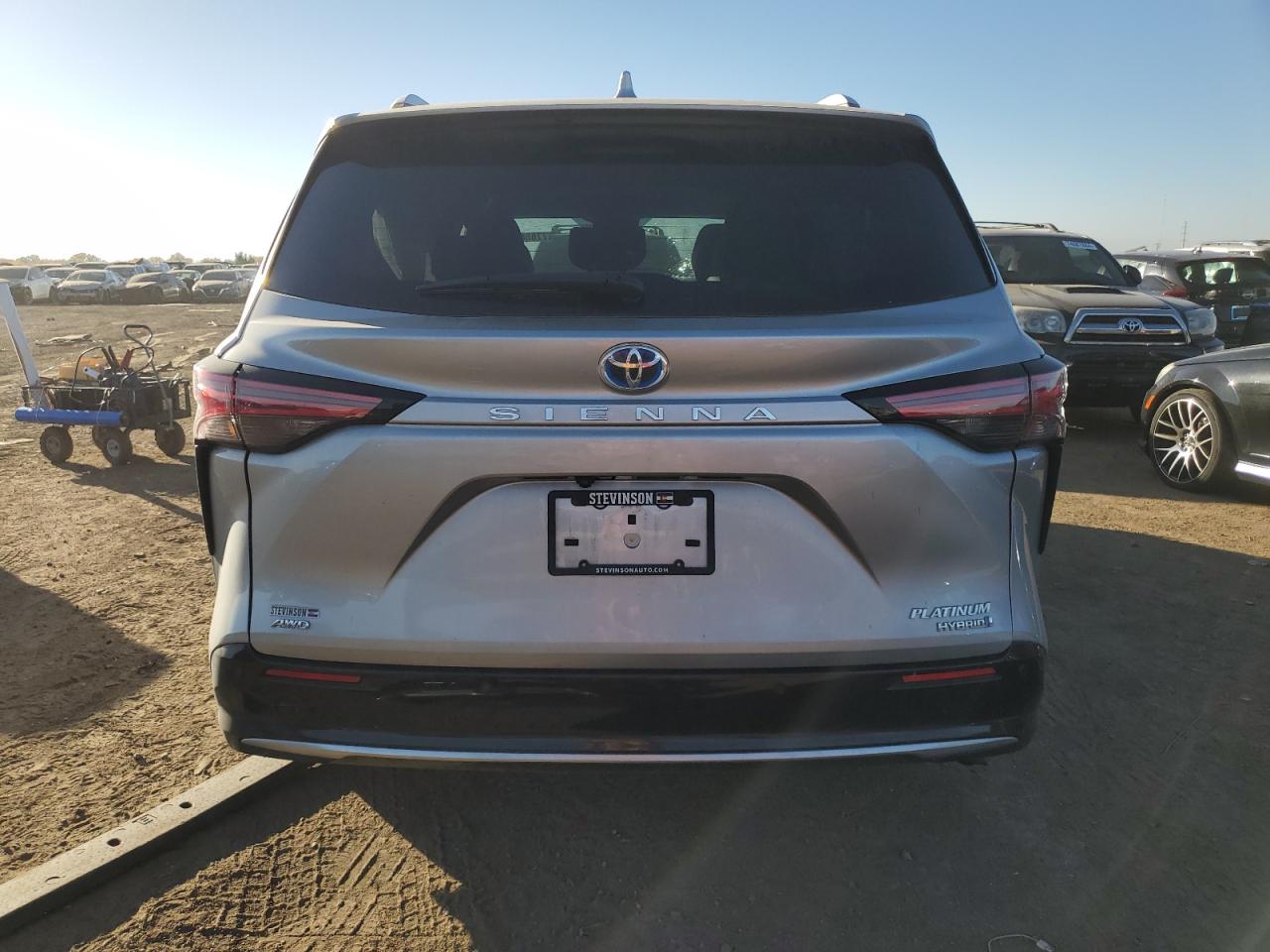 2024 Toyota Sienna Limited VIN: 5TDESKFC8RS128364 Lot: 77888984