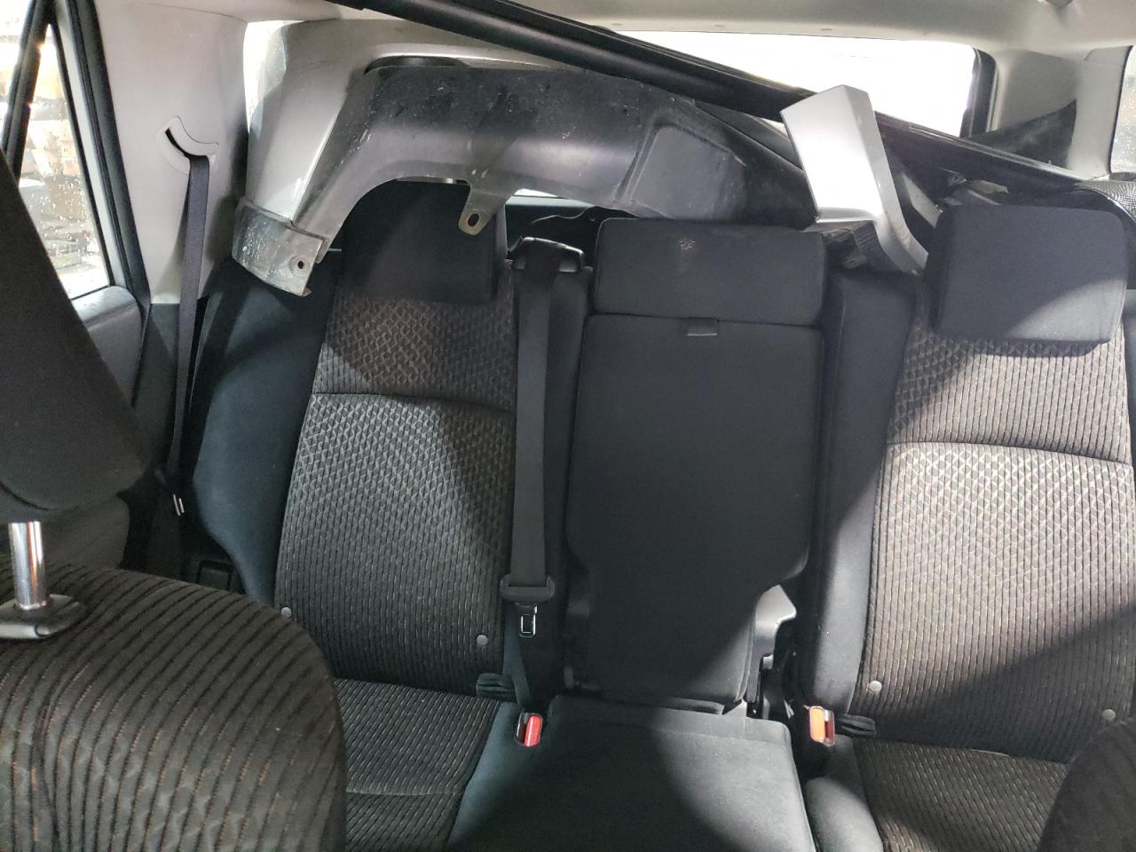 2010 Toyota 4Runner - Image 10