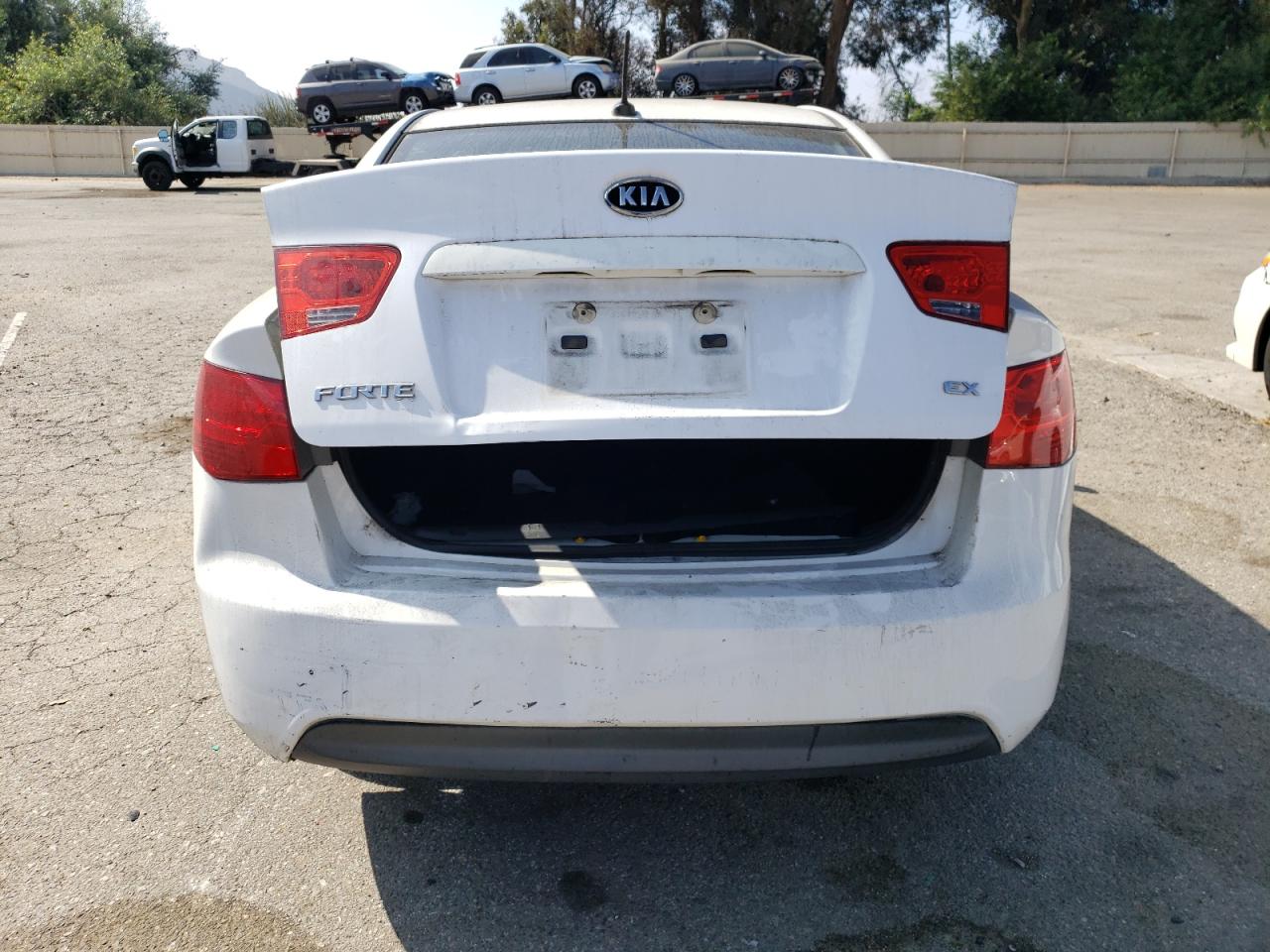 2010 Kia Forte Ex VIN: KNAFU4A28A5293847 Lot: 75926634