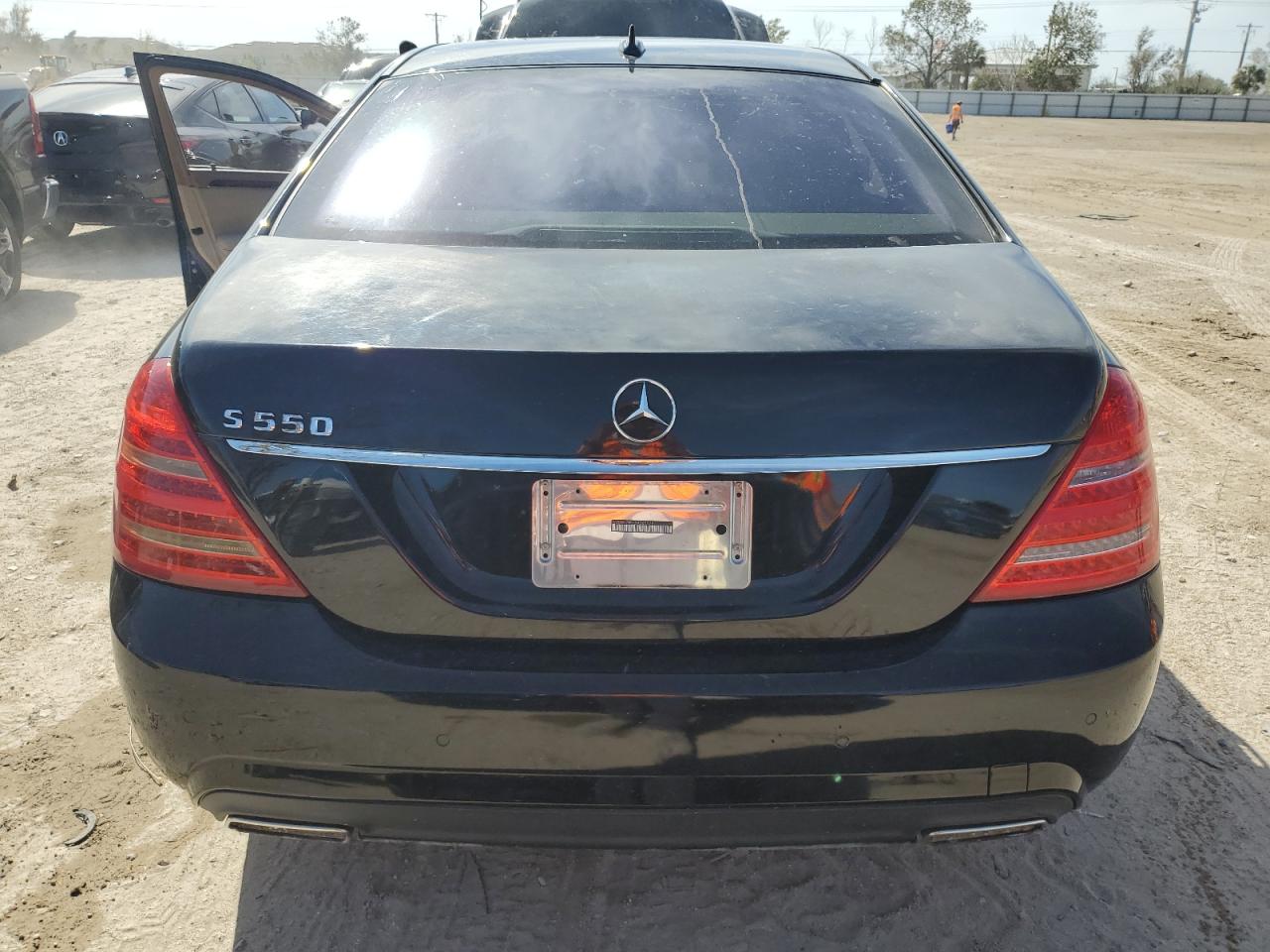 2011 Mercedes-Benz S 550 VIN: WDDNG7BB7BA365528 Lot: 77103464