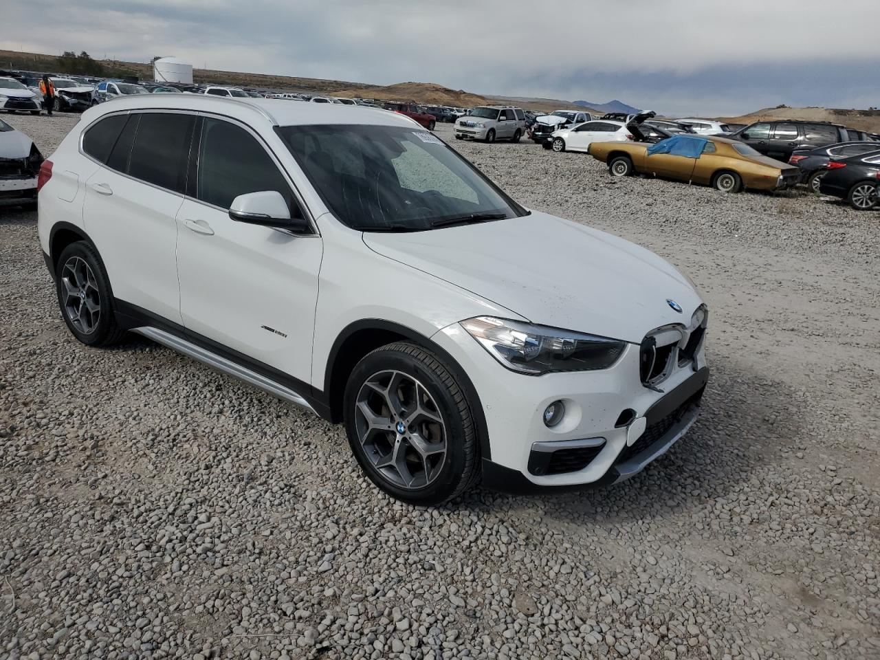 2016 BMW X1 - Image 4
