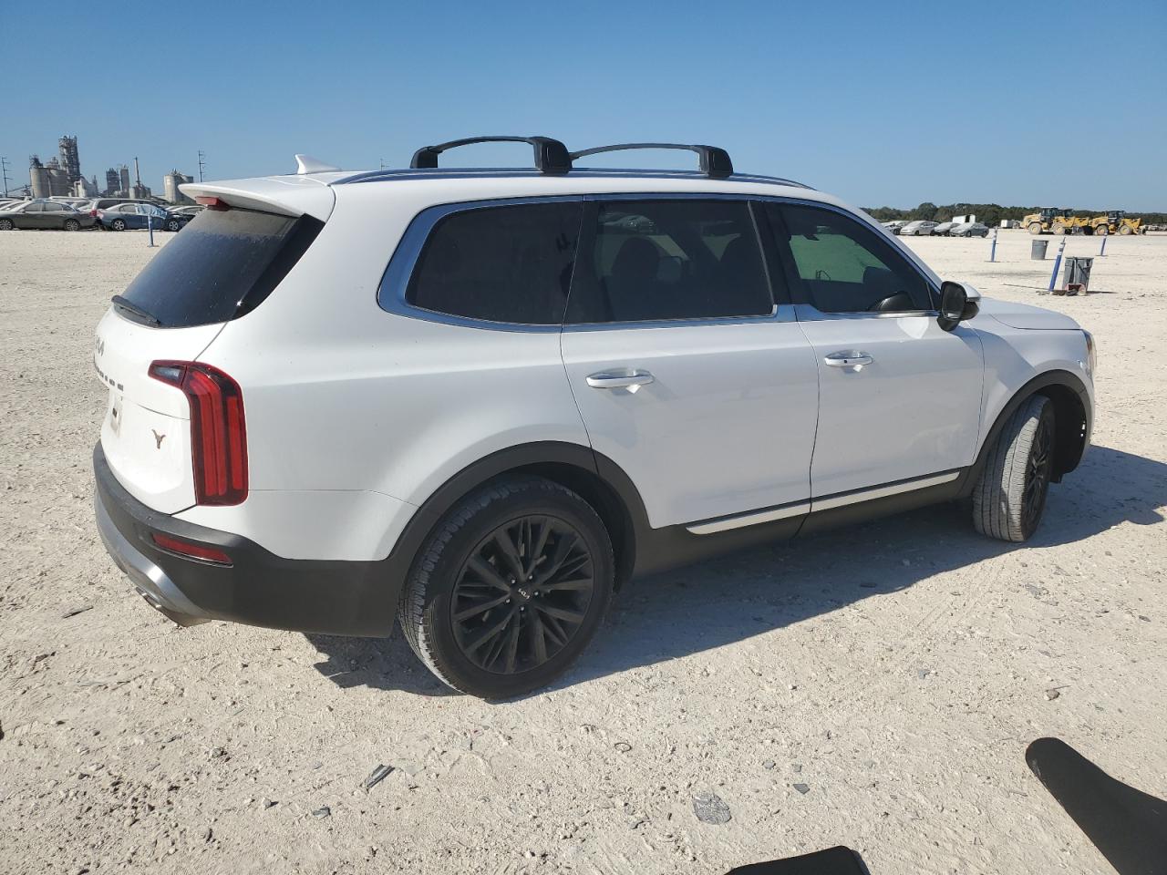 2022 Kia Telluride - Image 3