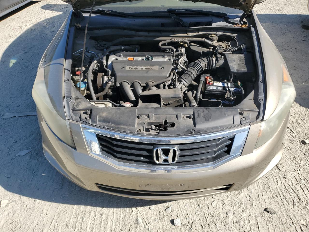 2009 Honda Accord - Image 11
