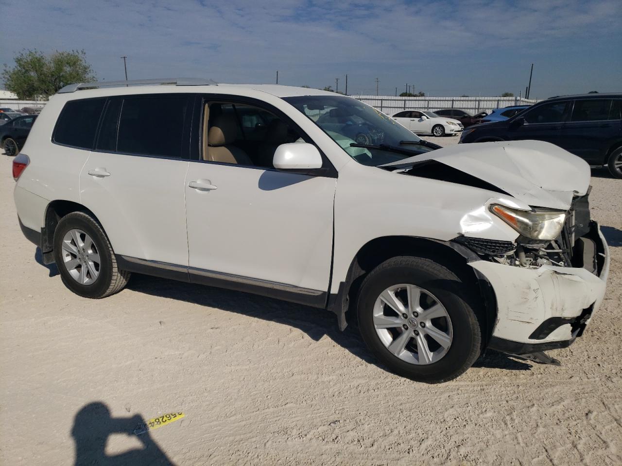 2013 Toyota Highlander - Image 4
