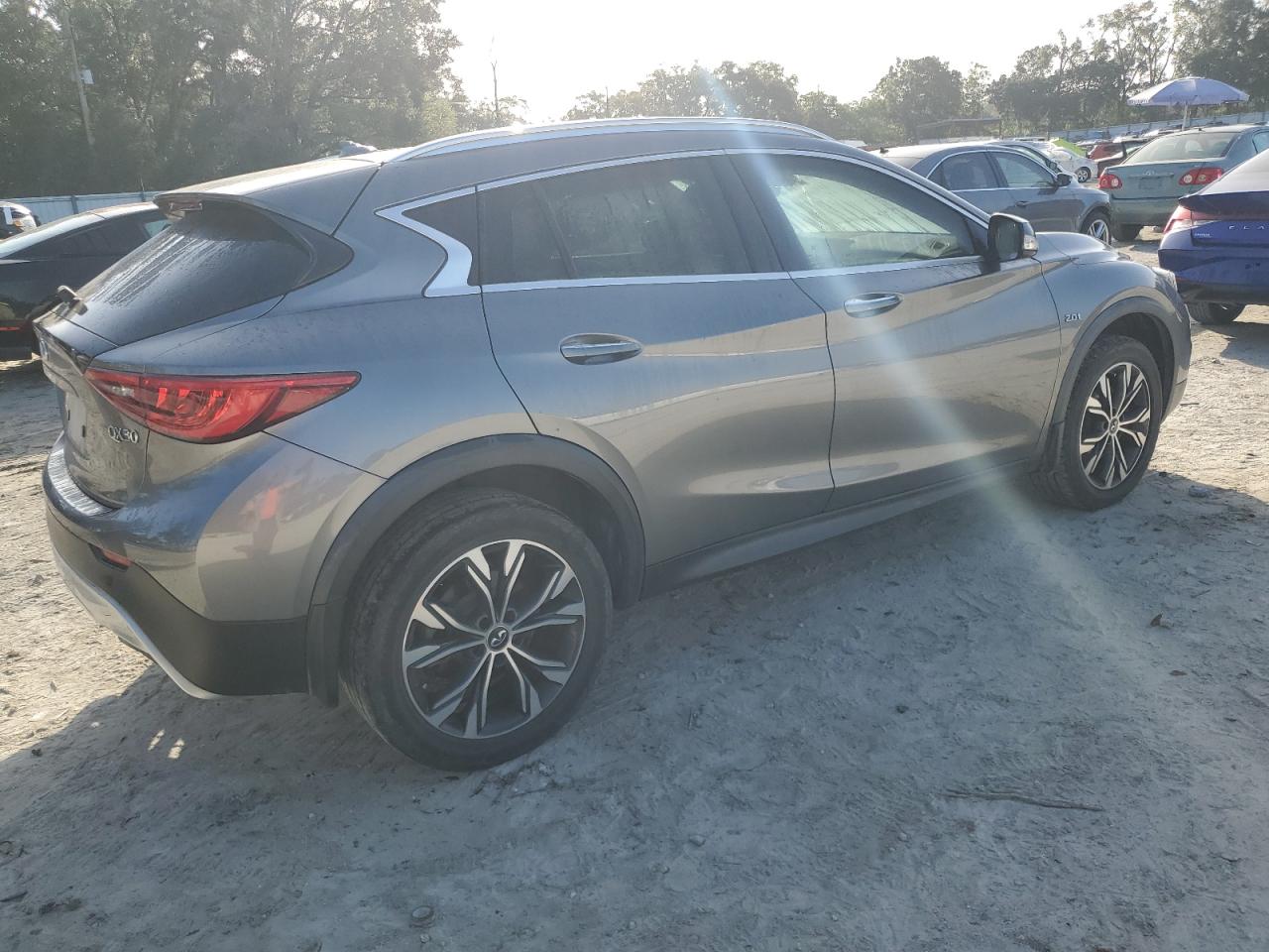2018 Infiniti QX30 - Image 3