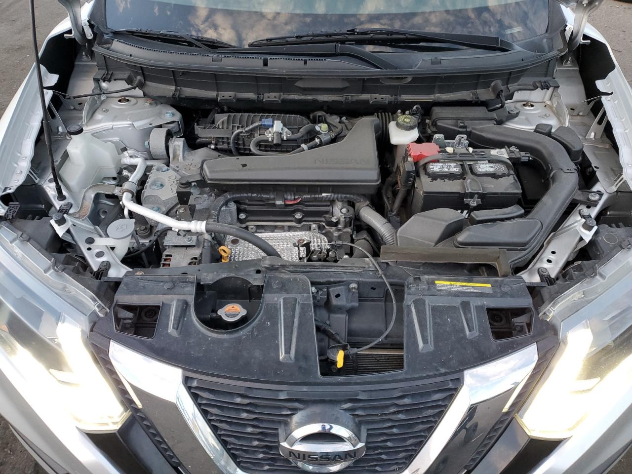 2017 Nissan Rogue - Image 7