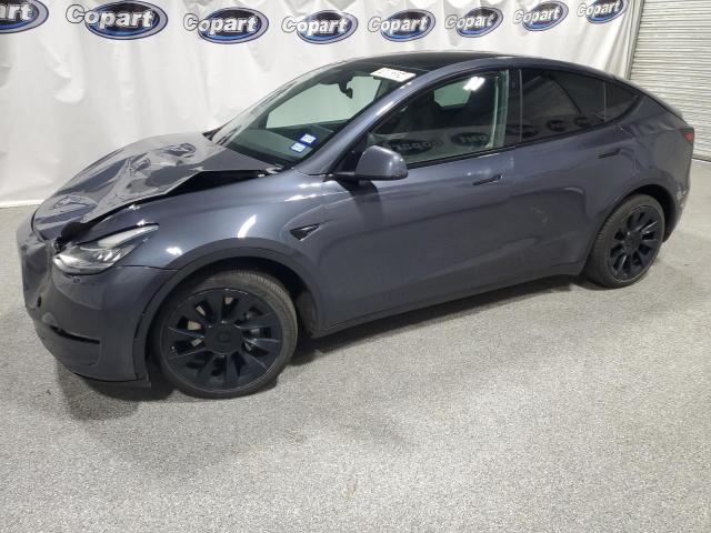 7SAYGDEE1NF386207 Tesla Model Y 