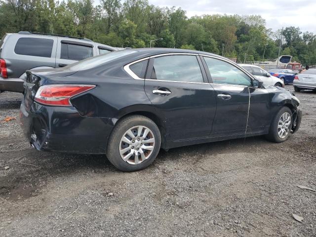 Sedans NISSAN ALTIMA 2015 Czarny