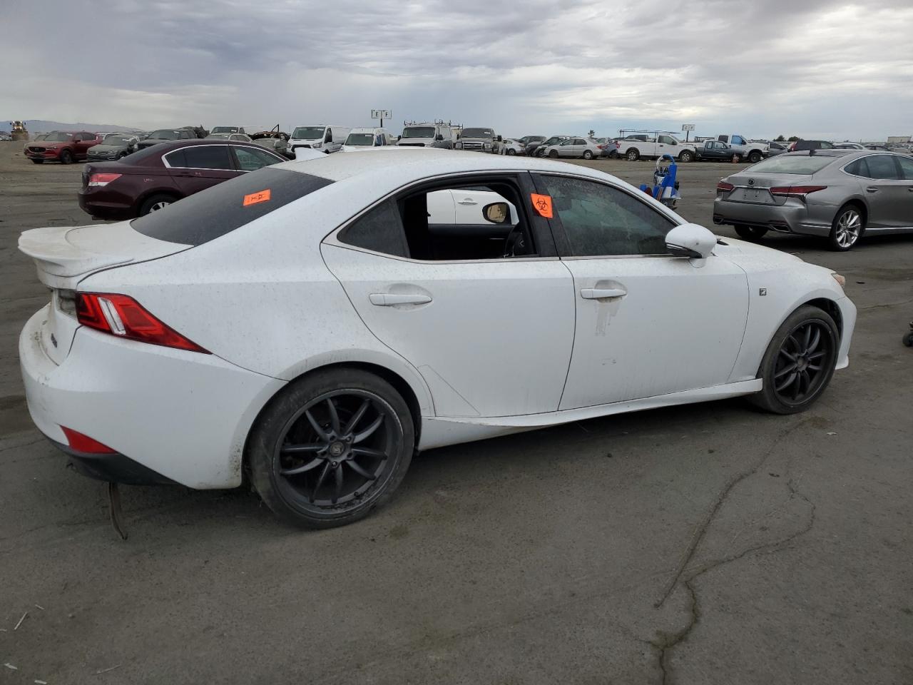2014 Lexus IS - Image 3